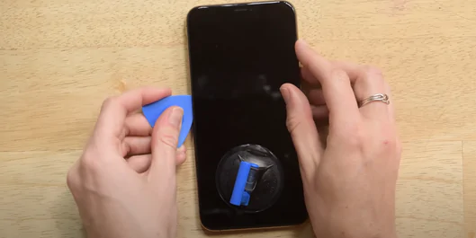 Как заменить аккумулятор на iphone