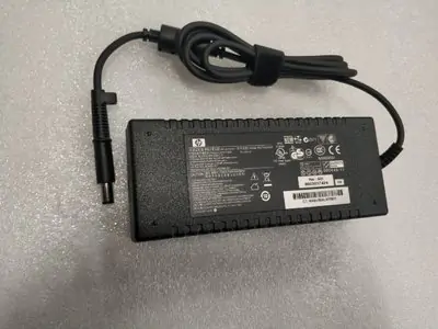 Блок питания для ноутбука HP 693707-001 с иглой Premium с сетевым кабелем