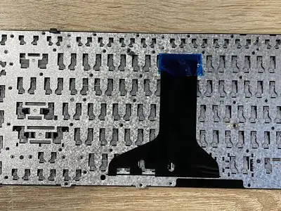 Клавиатура для ноутбука Toshiba Qosmio P750 чёрная, рамка чёрная