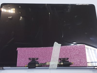 Матрица (экран) для ноутбука Apple MacBook Pro 13" A1989 (2018) Верхняя крышка «Серый космос»