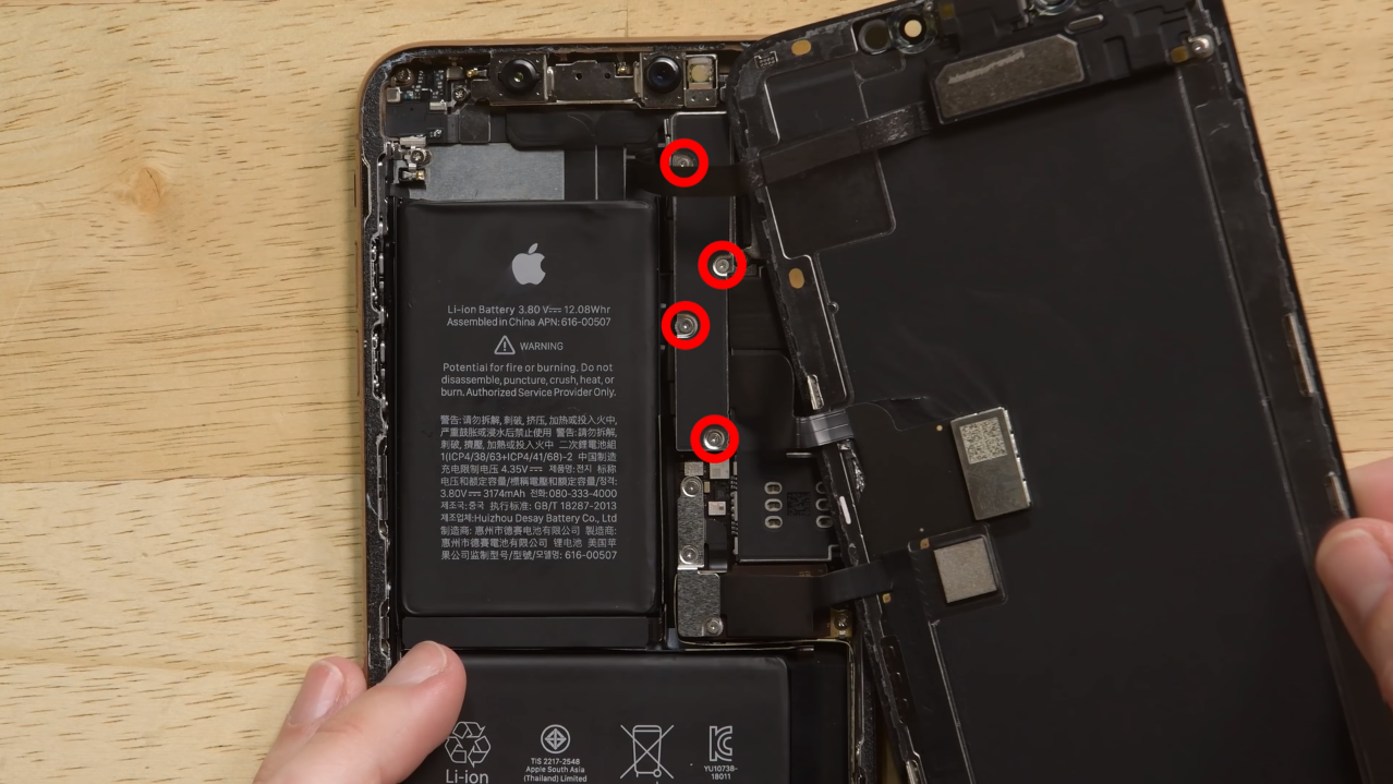 Как заменить аккумулятор на iPhone 5/5s/5c?